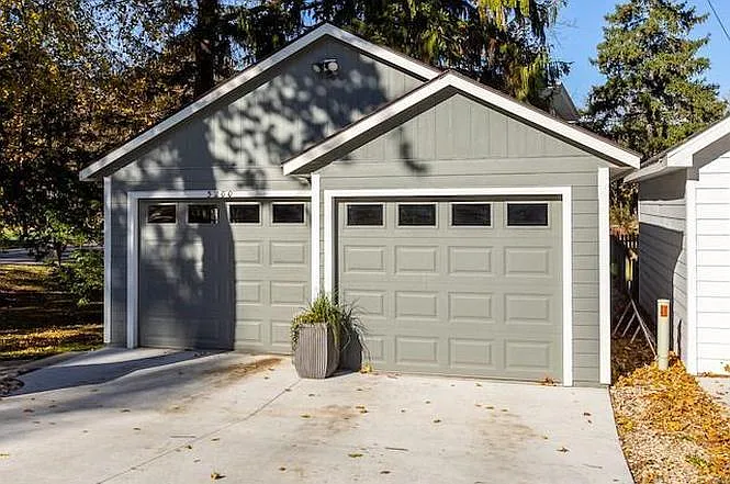 5200 Lake Mendota Dr — Photo 28