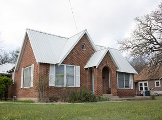 529 N Rice St, Hamilton, TX 76531