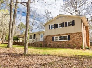 505 Warwick Pl, Lancaster, SC 29720