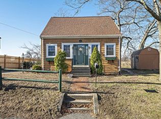 10 Eaton Rd, Quincy, MA 02169