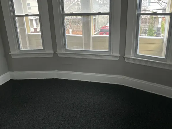 6807 Clement Ave, Cleveland, OH 44105