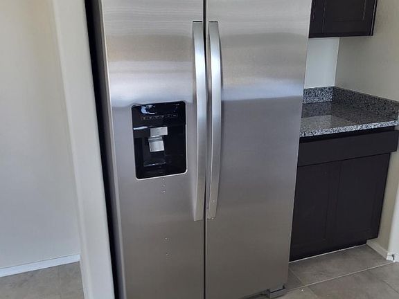 5th image of 3543 N Encanto St