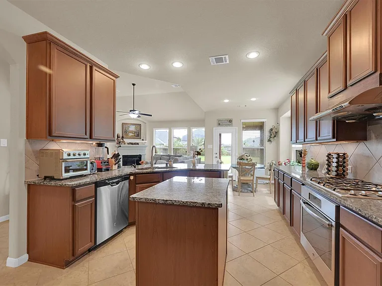 18735 Waketon Dr — Photo 14