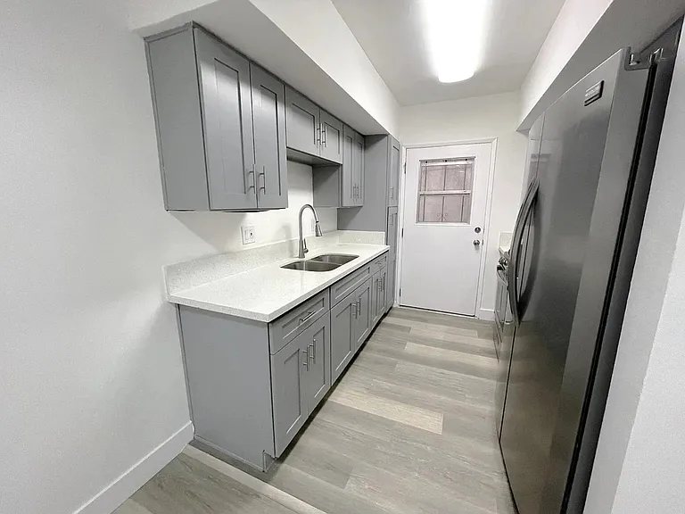 1974 S Garth Ave #3 — Photo 4