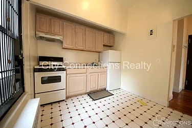 Rented by City Connections Realty