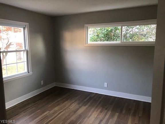 5th image of 29735 Green Dr
