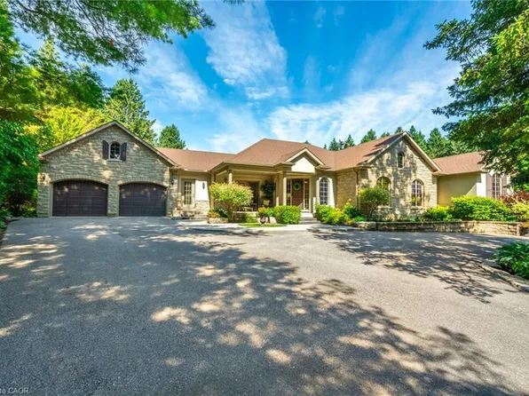 18 Westie Rd, Brant, ON N3T 5L4