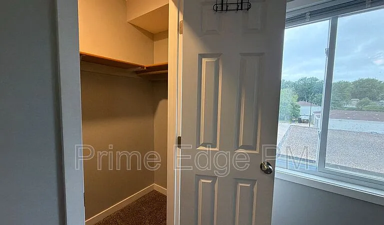 6235 Holdrege St #B-5 — Photo 31