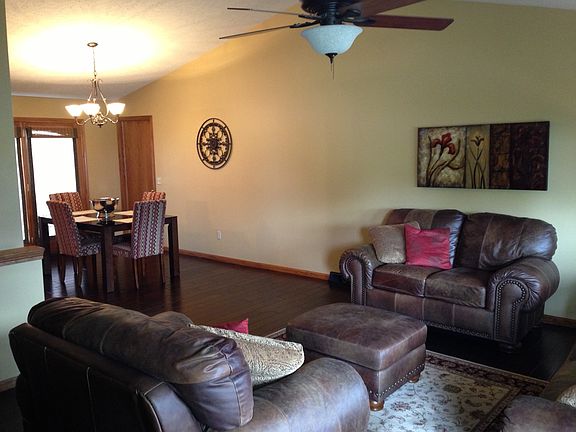 2nd image of 1208 Bentley Ave
