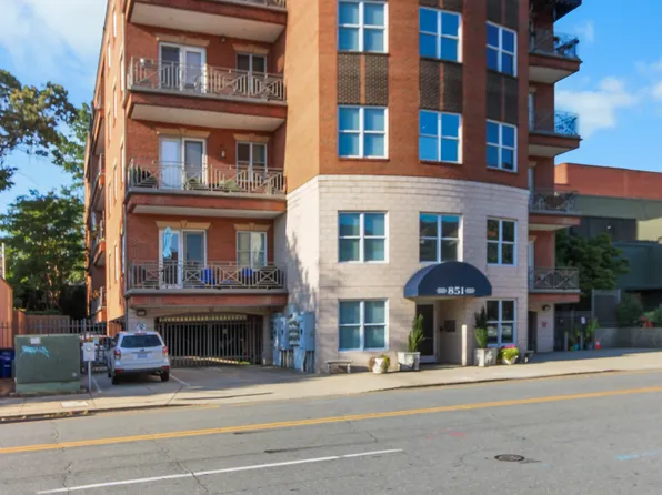 851 W 4th St Unit 20, Winston Salem, NC 27101