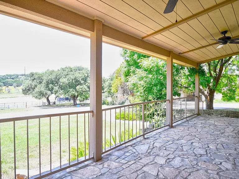 155B Nimitz Dr — Photo 4