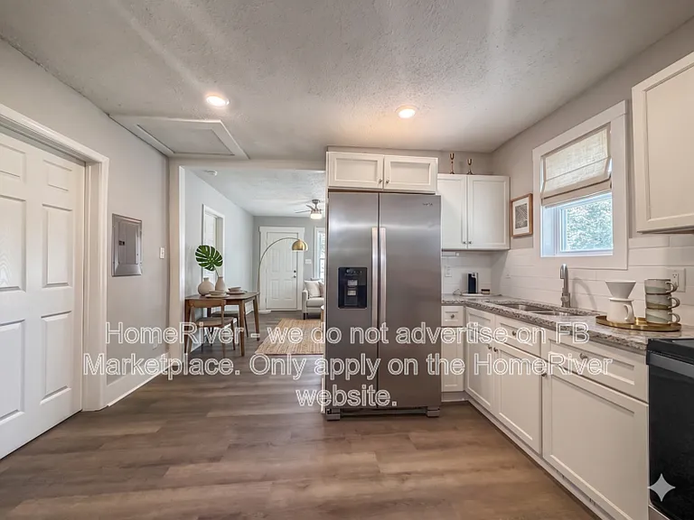 1218 Boyer St — Photo 6