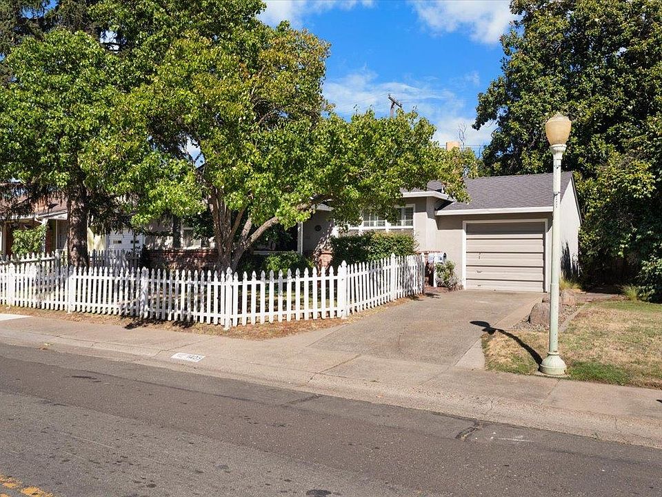 1st image of 1405 63rd St