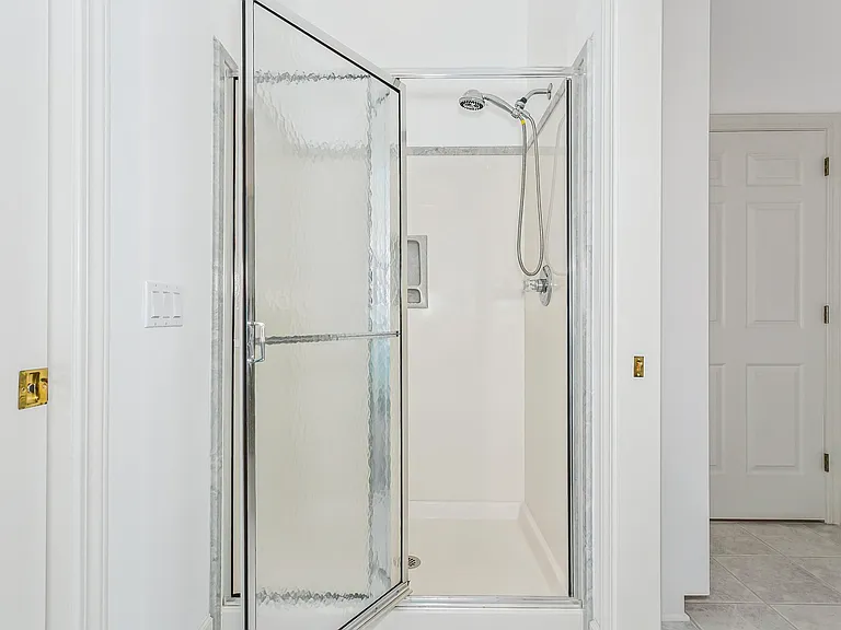5930 Hermitage Dr — Photo 24