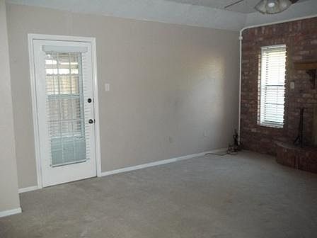 2nd image of 118 Saddle Dr