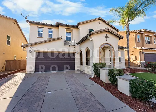 1672 N Las Flores Dr Photo 1