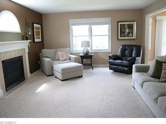 3rd image of 29931 Westminster Dr