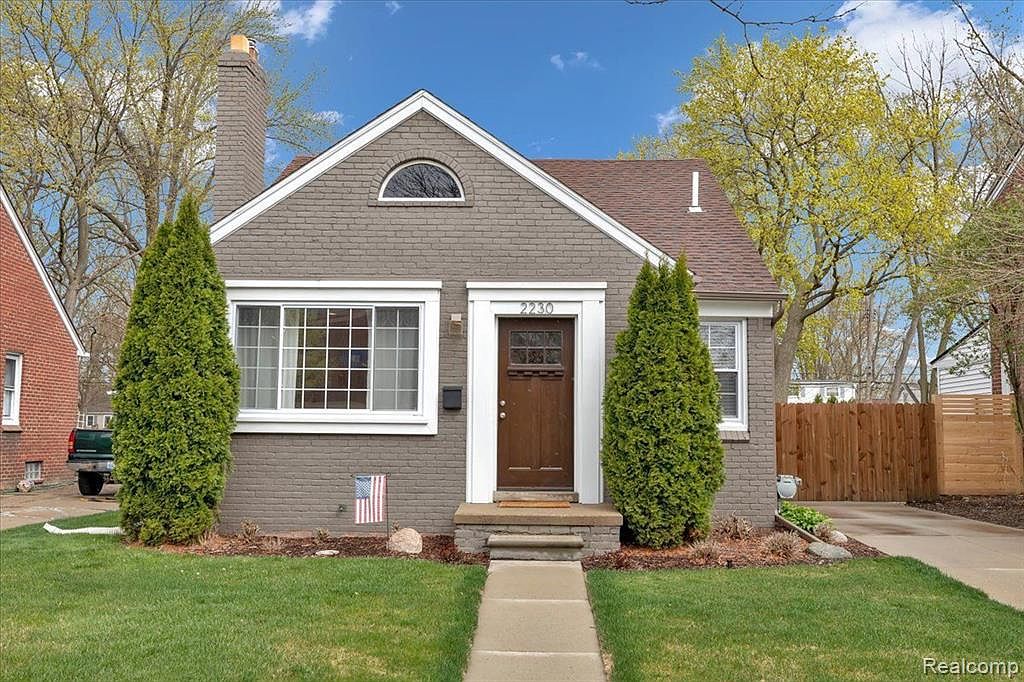 2230 Catalpa Dr, Berkley, MI 48072 Zillow