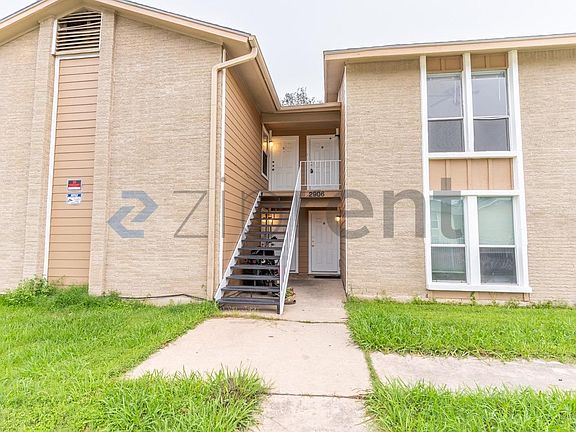 2nd image of 2906 Sweeney Ln APT C