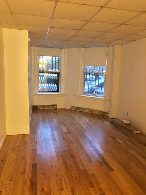 2nd image of 852-856 Beacon St #C
