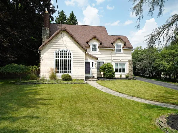 1060 W 2nd St, Elmira, NY 14905