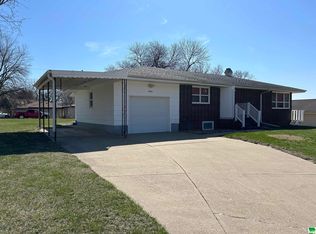 4536 Harrison St, Sioux City, IA 51108