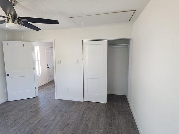 3rd image of 917 17th St #917
