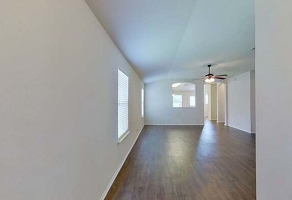 4th image of 1013 W South St