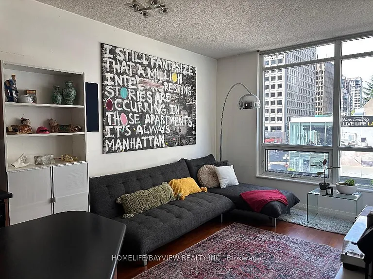 1121 Bay St #405 — Photo 7