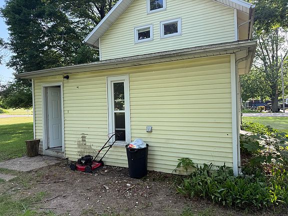 3rd image of 315 Reading Ave