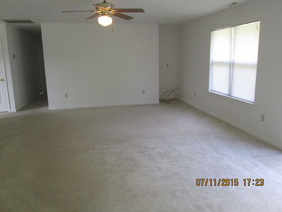 5th image of 1140 Juniper Dr NW