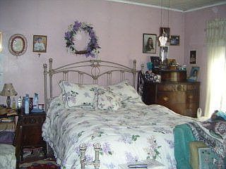 5th image of 308 10th St