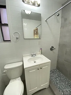 Rented by Oxford Property Group | media 10