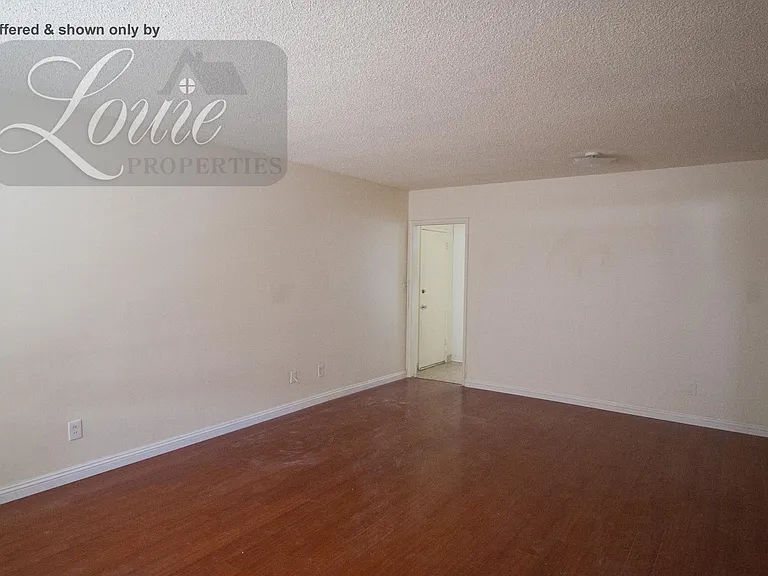 753 Southview Rd #E — Photo 2