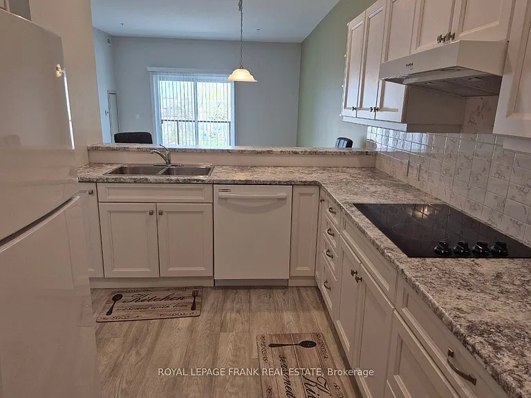 58 Glenelg St W #406 — Photo 5