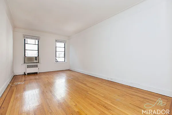 Rented by Mirador Real Estate | media 46