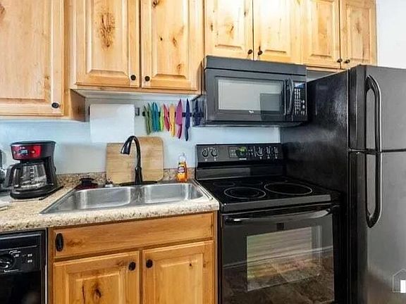 3rd image of 286 W Eagles Roost St Unit A-108