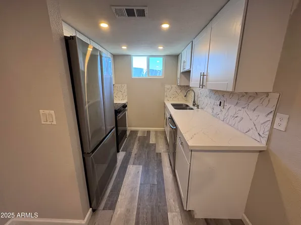 2629 W OCOTILLO Road #3, Phoenix, AZ 85017