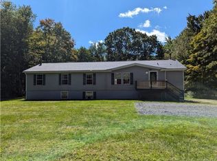 8 Raven Ct, Plattekill, NY 12528