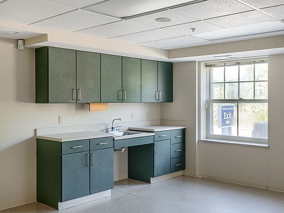 5th image of 56 Common St