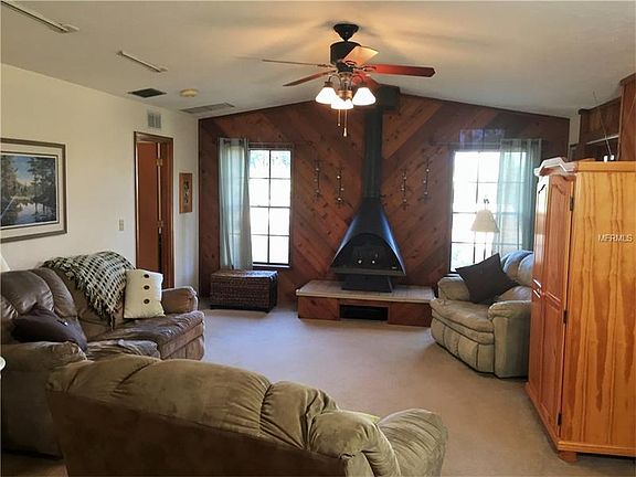 4th image of 9020 Kellogg Ln