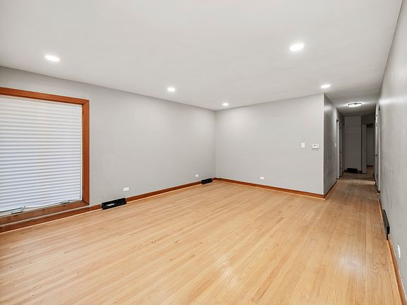 2nd image of 12809 S May St