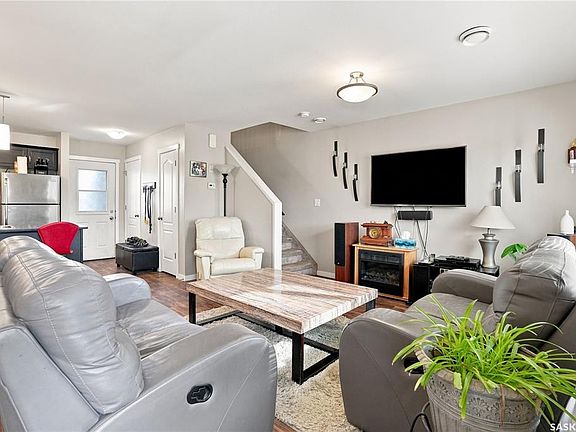 3rd image of 1205 Grey STREET