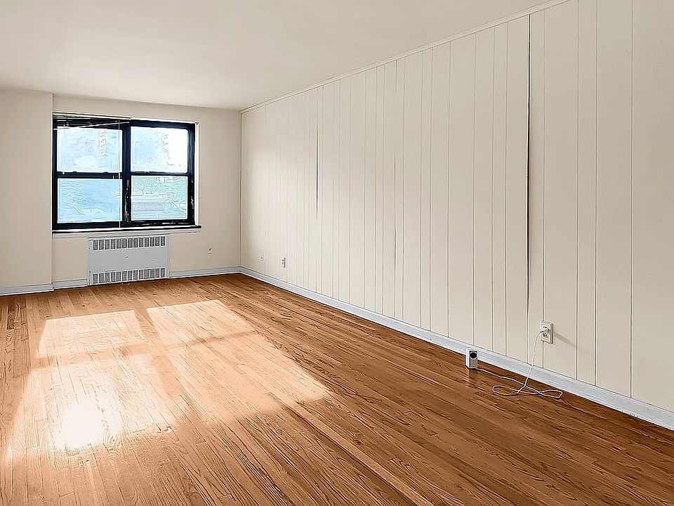1st image of 29-08 139th St APT 1D