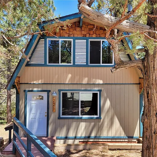 221 Imperial Ave Photo 1