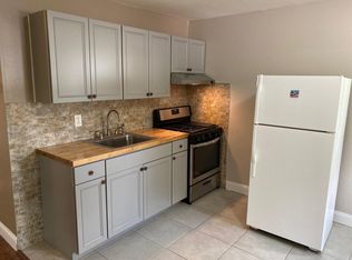 118 Pheasant Cir #1A, Brentwood, NY 11717