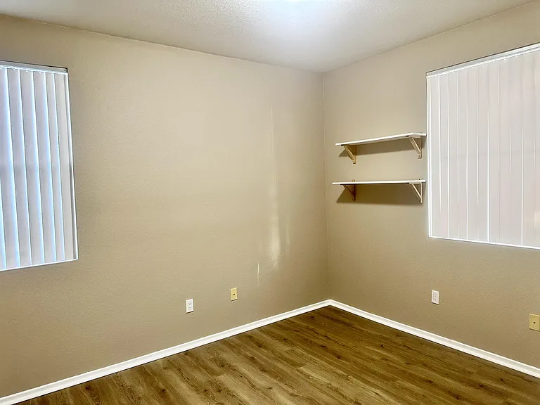 1710 Paseo Aurora — Photo 4