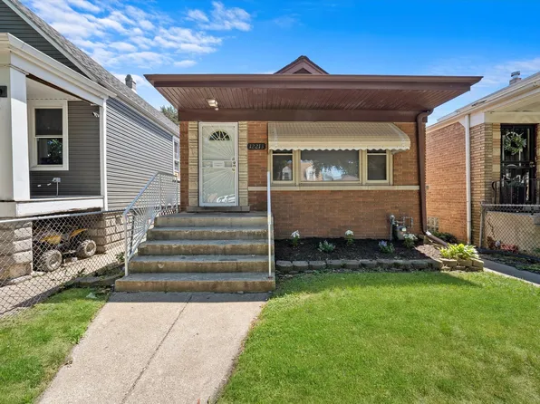 12213 S State St, Chicago, IL 60628