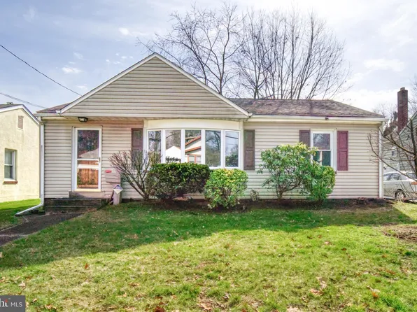 366 W Clements Bridge Rd, Runnemede, NJ 08078