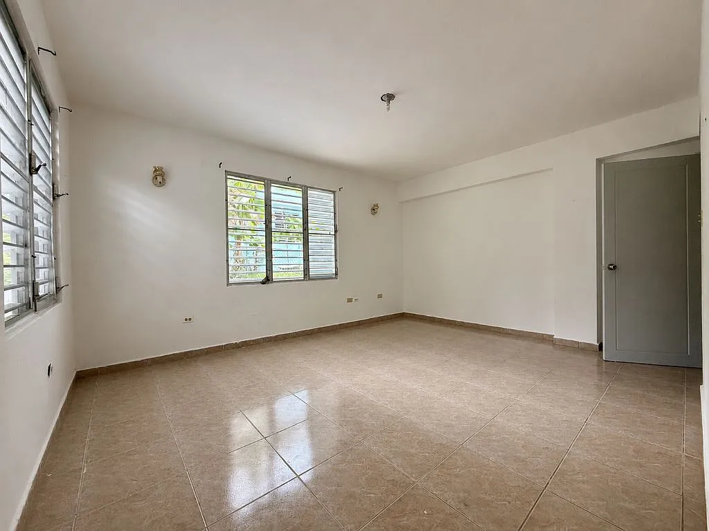 3 bed, 2.0 bath, 1500 sqft, $1,600 — Photo 4